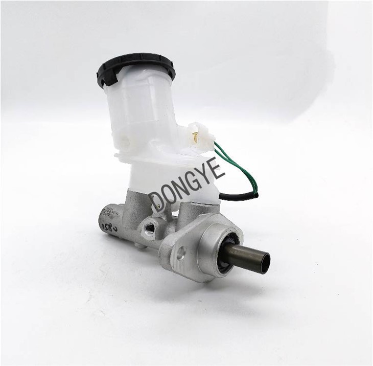 Superior Brake Master Cylinder 47201-97201 For TOYOTA CARS best